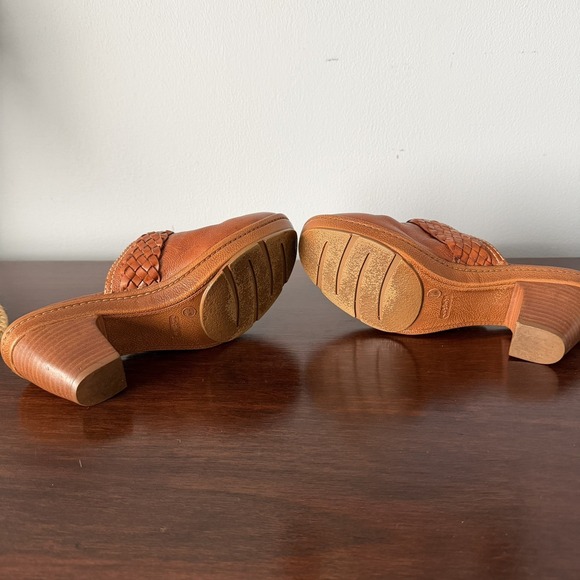 Nurture Brown Leather Clogs Braided Leather Buckle Womens Slip on Size 7.5 - Picture 10 of 14